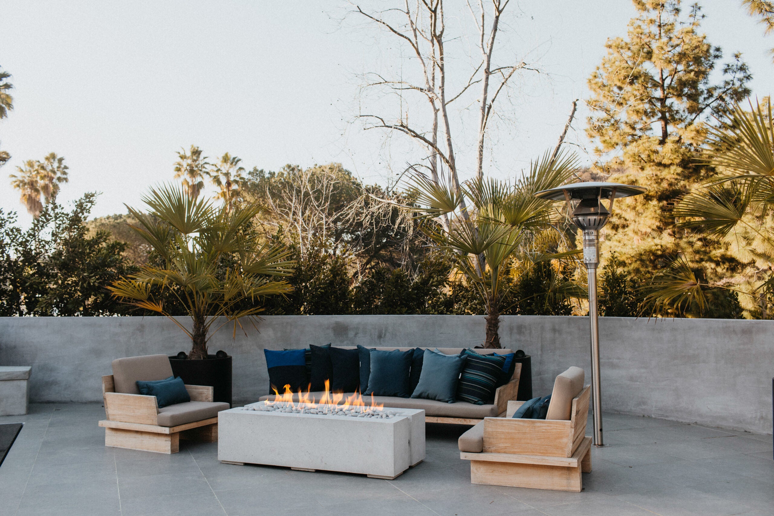 HPC - Avera 48" Lightweight Concrete Fire Pit