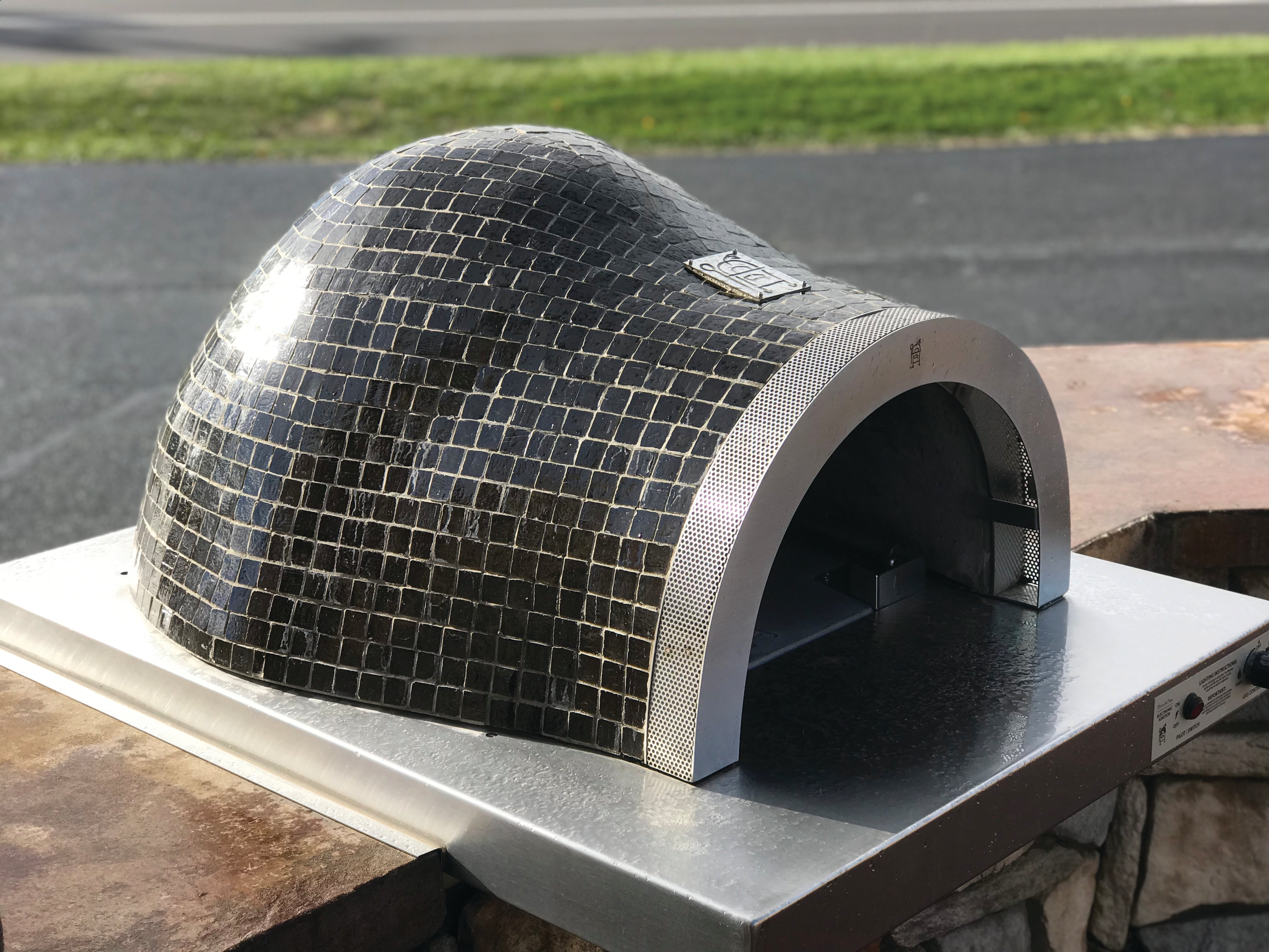 Forno de Pizza Villa Style Hybrid Pizza Oven with Mosaic Finish - Electronic Ignition