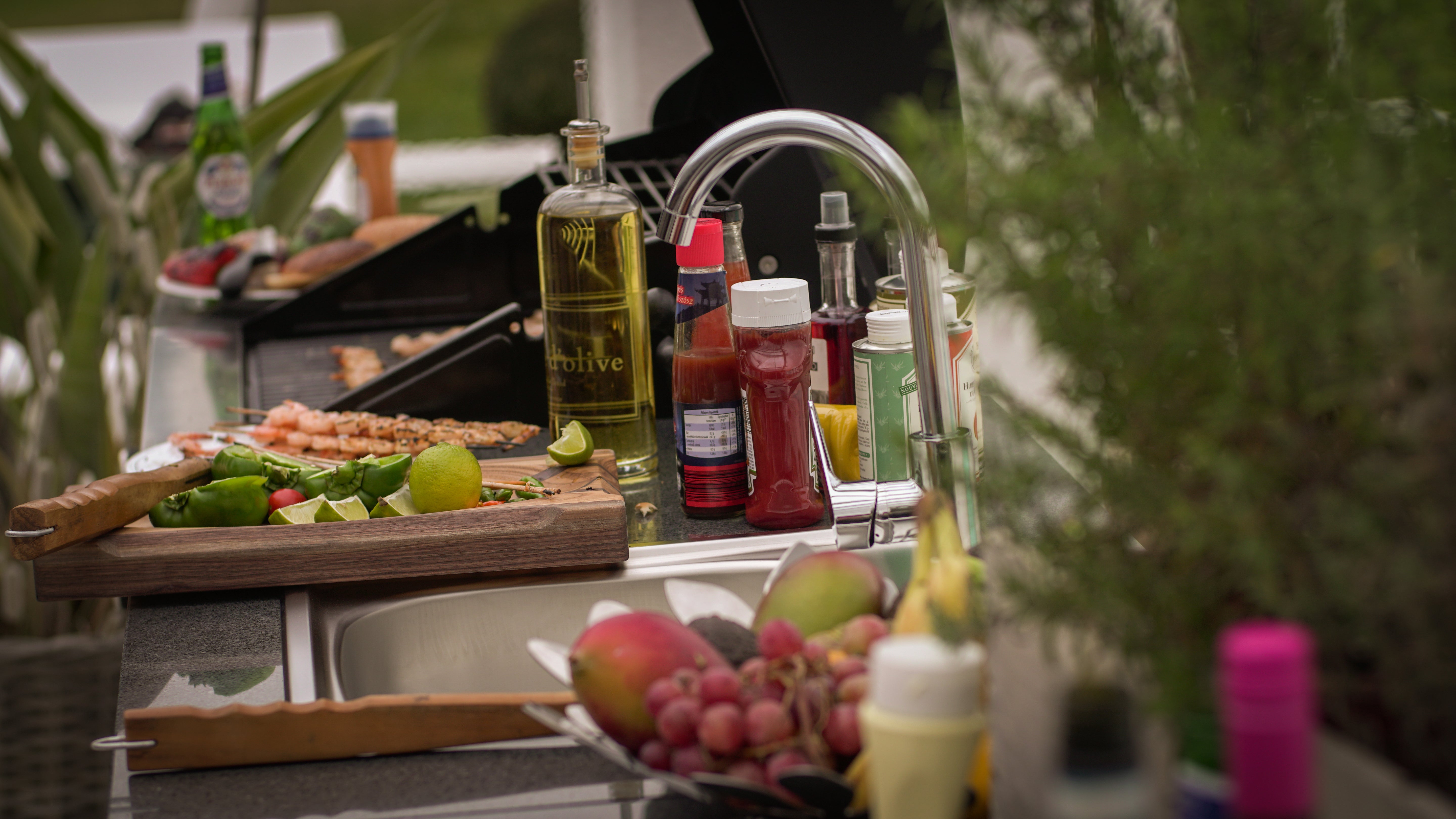 Grillandia MediumRare Outdoor Kitchen Island – Gas Grill BBQ Station with Granite Worktop