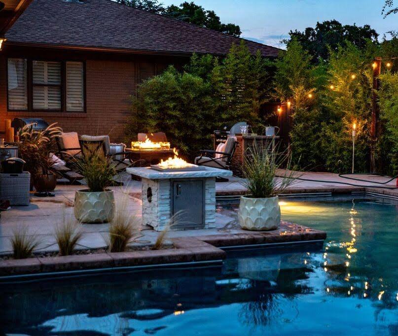 Tru Innovative Outdoor – Blazing Beats Fire Pit