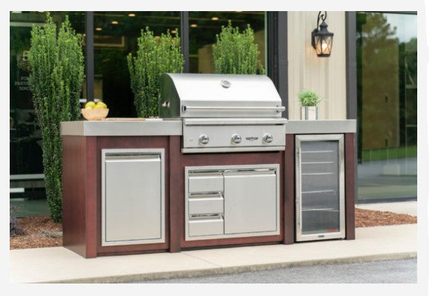 Premium Custom Outdoor Kitchen