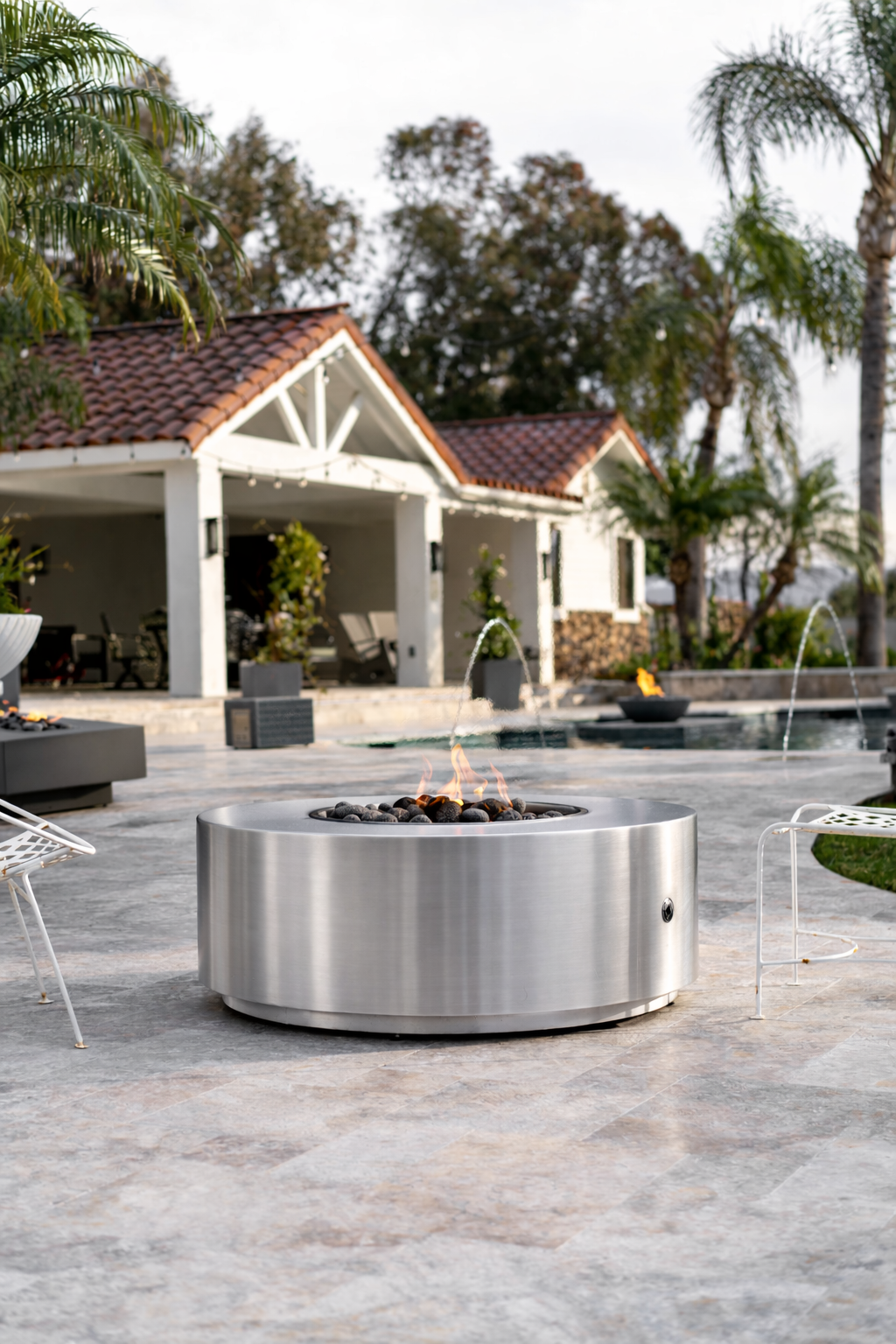 The Outdoor Plus - Unity Fire Pit – Stainless Steel - 18" Tall